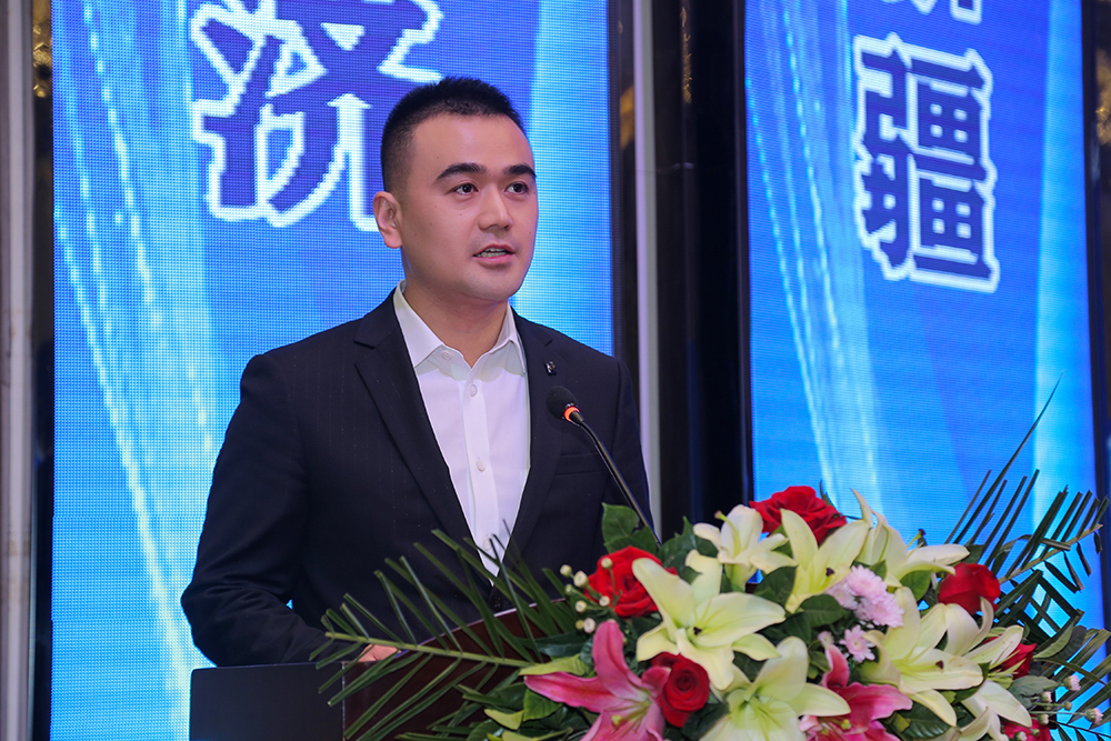 1650273047184224.jpg 13679268.jpg