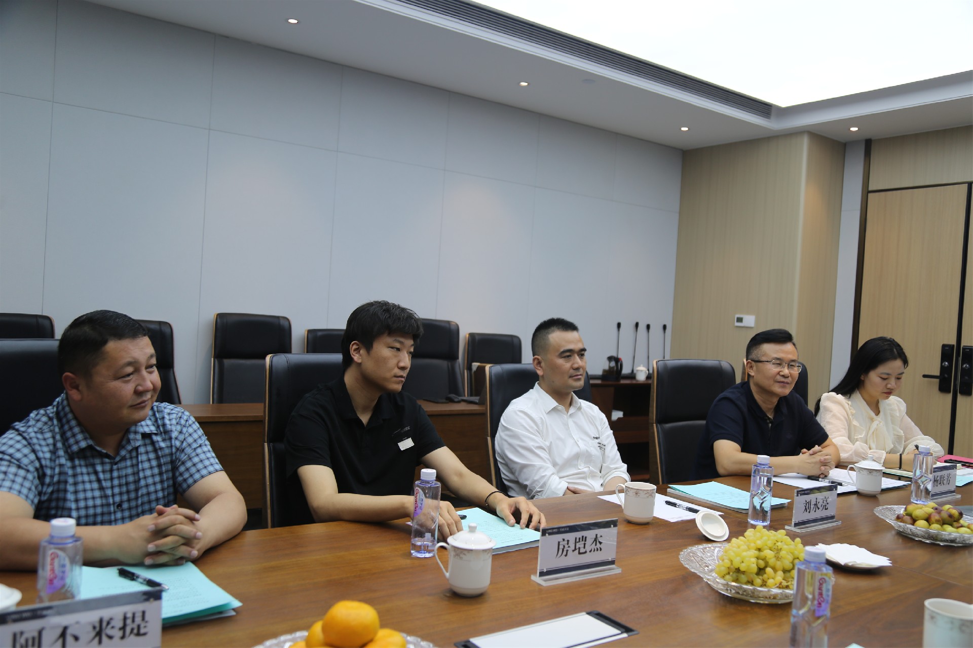 1695032234183394.jpg LP9A5291.jpg